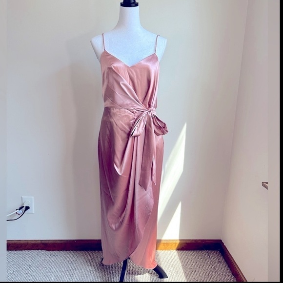 NWT After Six Bow Front Faux Wrap Tulip Skirt Satin Gown in Desert Rose Size 12 - Picture 2 of 16